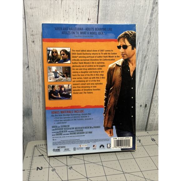 Califonrication season 1 two-disc DVD box set used condition - Picture 2 of 4